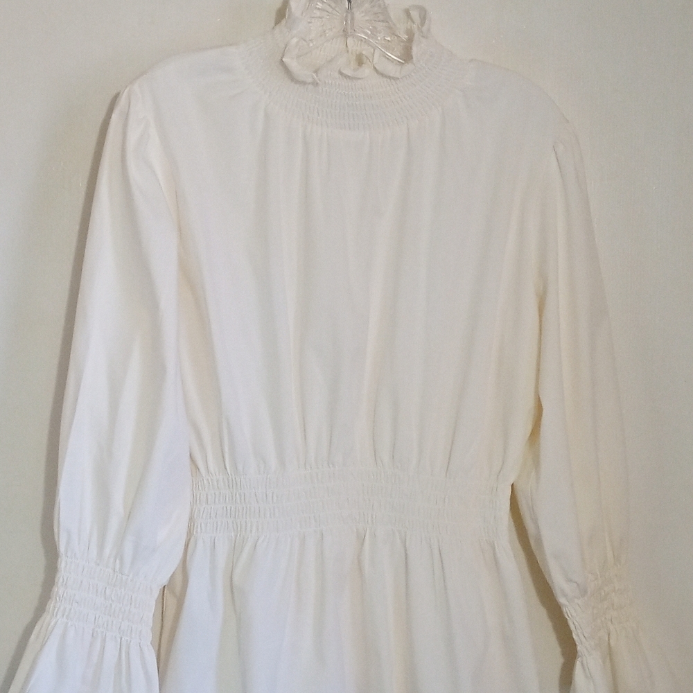 Belle Sky off white Cotton smocked long sleeve top women's size small - Picture 6 of 7